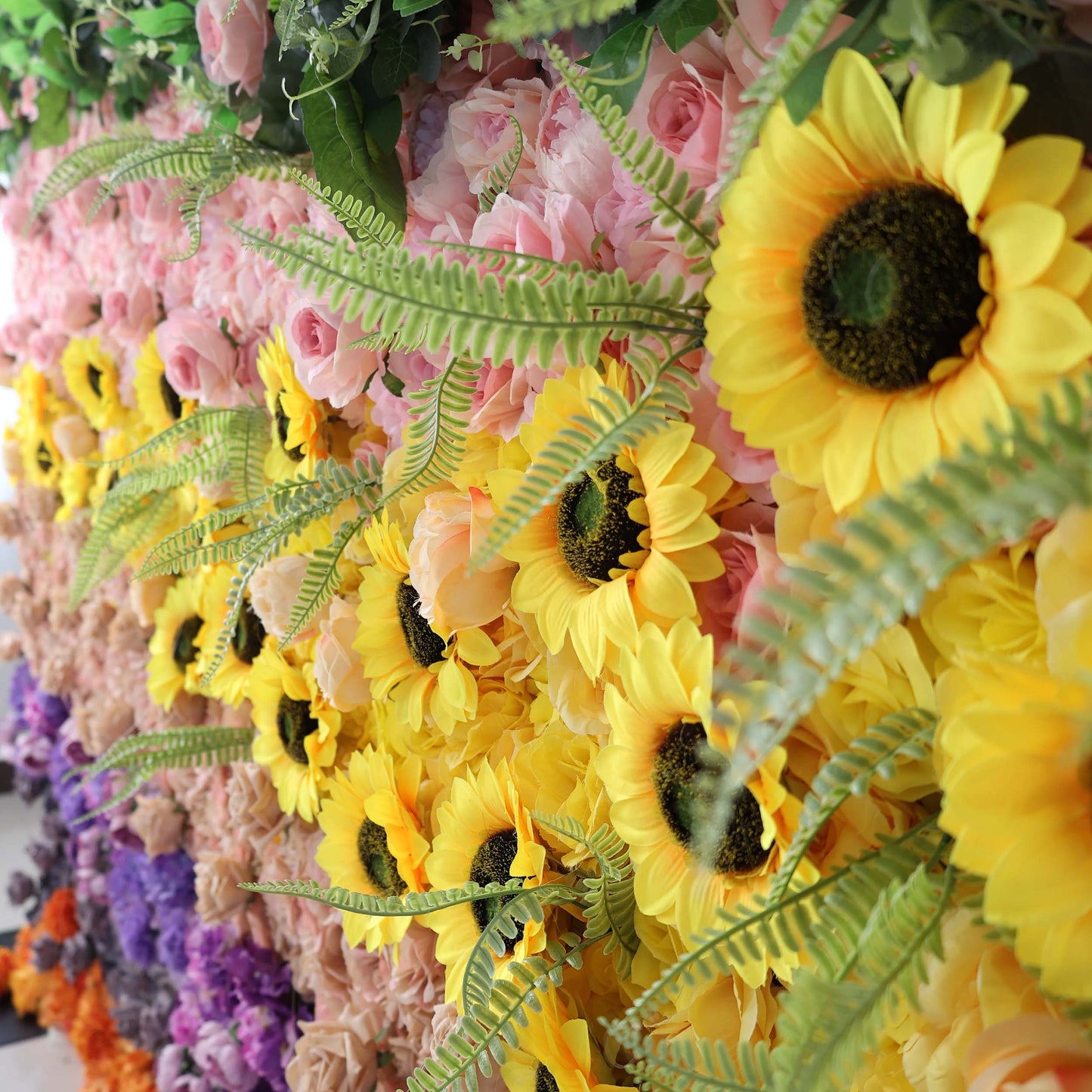 ValarFlowers' floral wall detail showcases vibrant yellow sunflowers, soft - pink roses, and delicate green ferns for a charming, lifelike display.