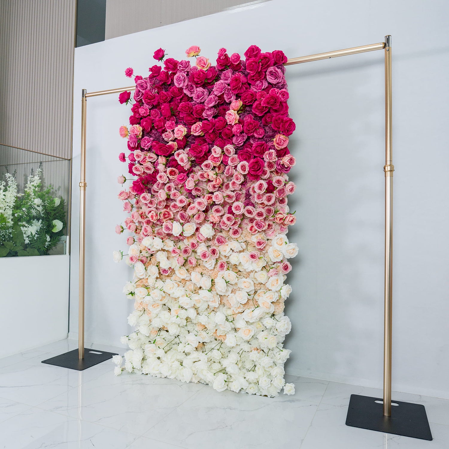 Valar Flowers ロールアップ ファブリック 人工赤から白のグラデーション フラワー ウォール ウェディング バックドロップ、花柄パーティー デコレーション、イベント フォトグラフィー - VF-372