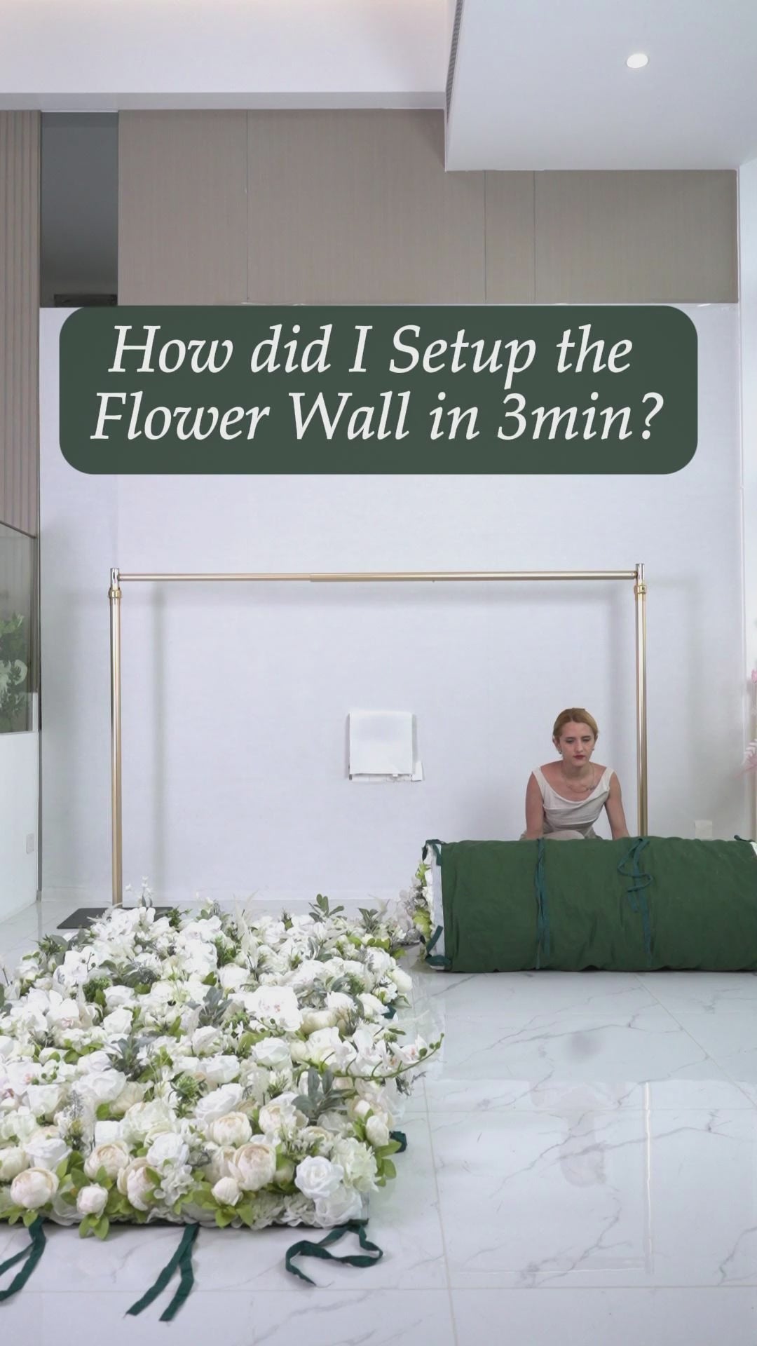 ロールアップ生地のゴージャスな造花の壁 - 結婚式やイベントの装飾の白と緑の象徴 - VF-801