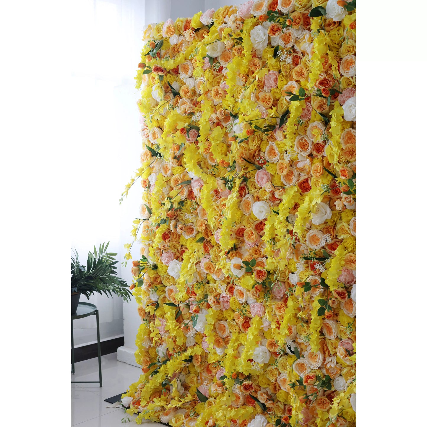 ValarFlowers 人工花壁背景：太陽の光のシンフォニー - 輝く黄金の花の滝 - VF-252