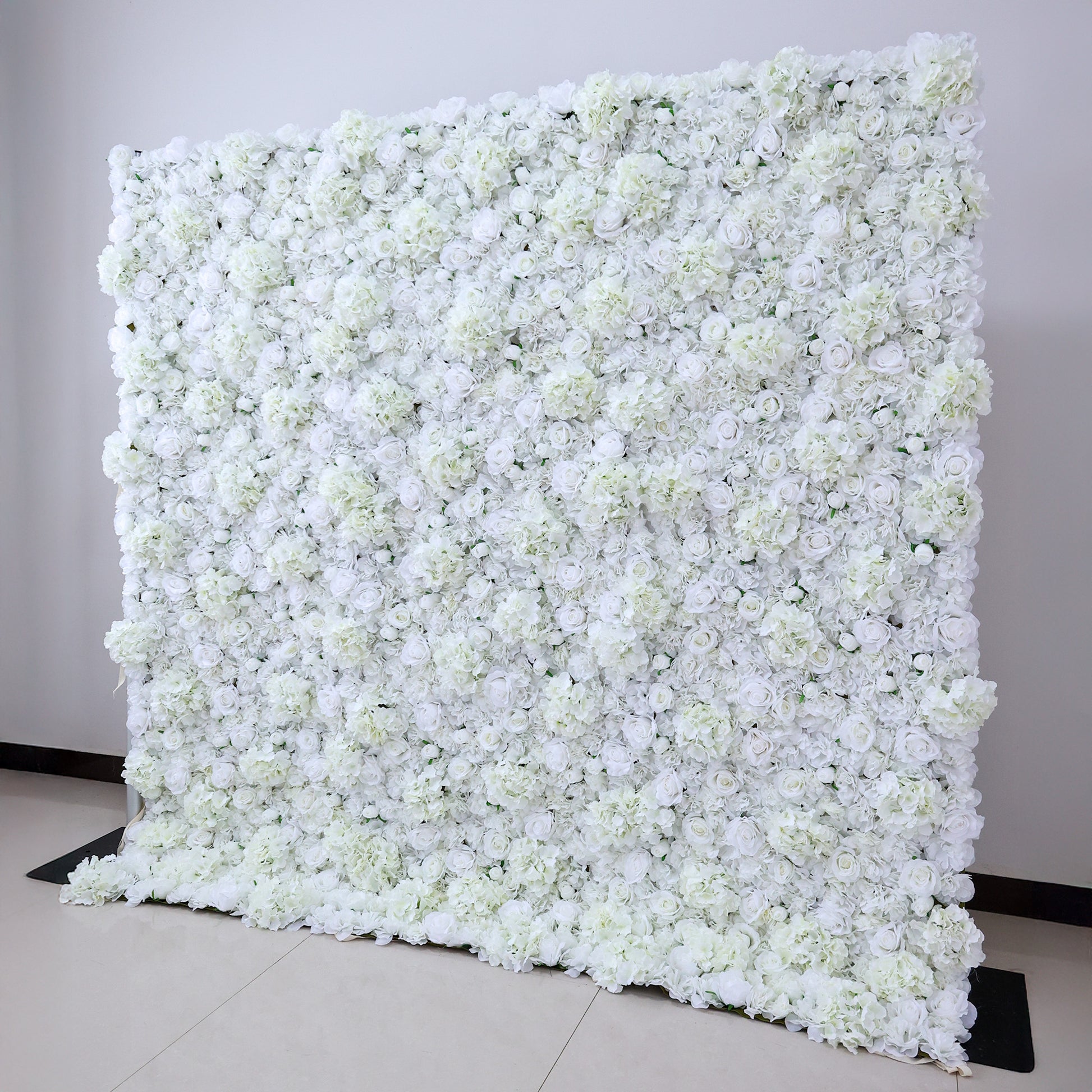 This white flower wall is suitable for a variety of events, such as weddings (to create a romantic and pure atmosphere for the ceremony or photo booth), bridal showers, engagement parties, baby showers, corporate events (like product launches or brand activations to add an elegant touch), birthday parties, and other celebratory gatherings where a sophisticated and beautiful decorative element is desired.