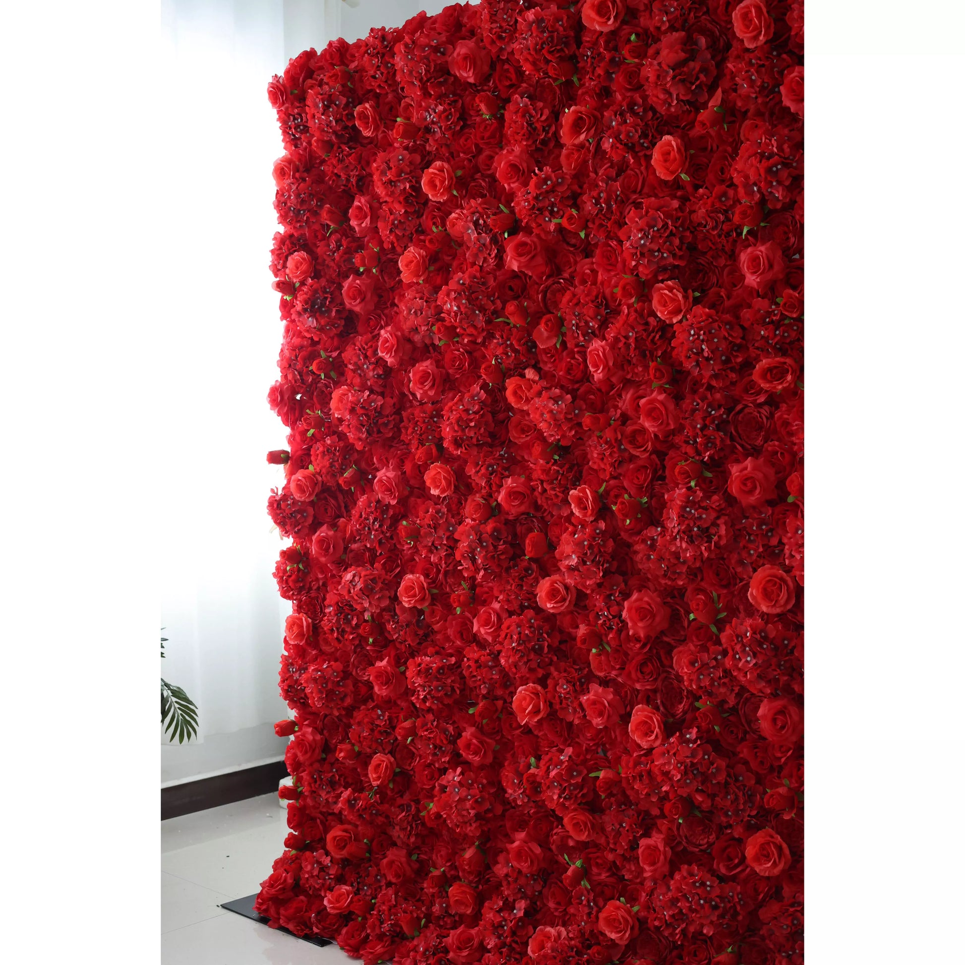 This flower wall is a striking display of artificial red blooms. It combines roses and clustered flowers, creating a lush, textured surface. The deep red hue exudes passion and elegance, making it perfect for weddings, events, or as a bold decor statement. A vibrant, eye - catching backdrop full of romance. 