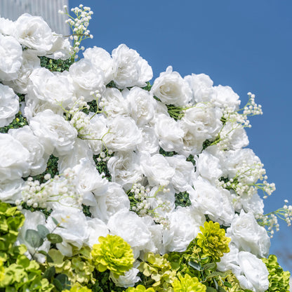 This close-up highlights the premium craftsmanship of Valar Flowers&